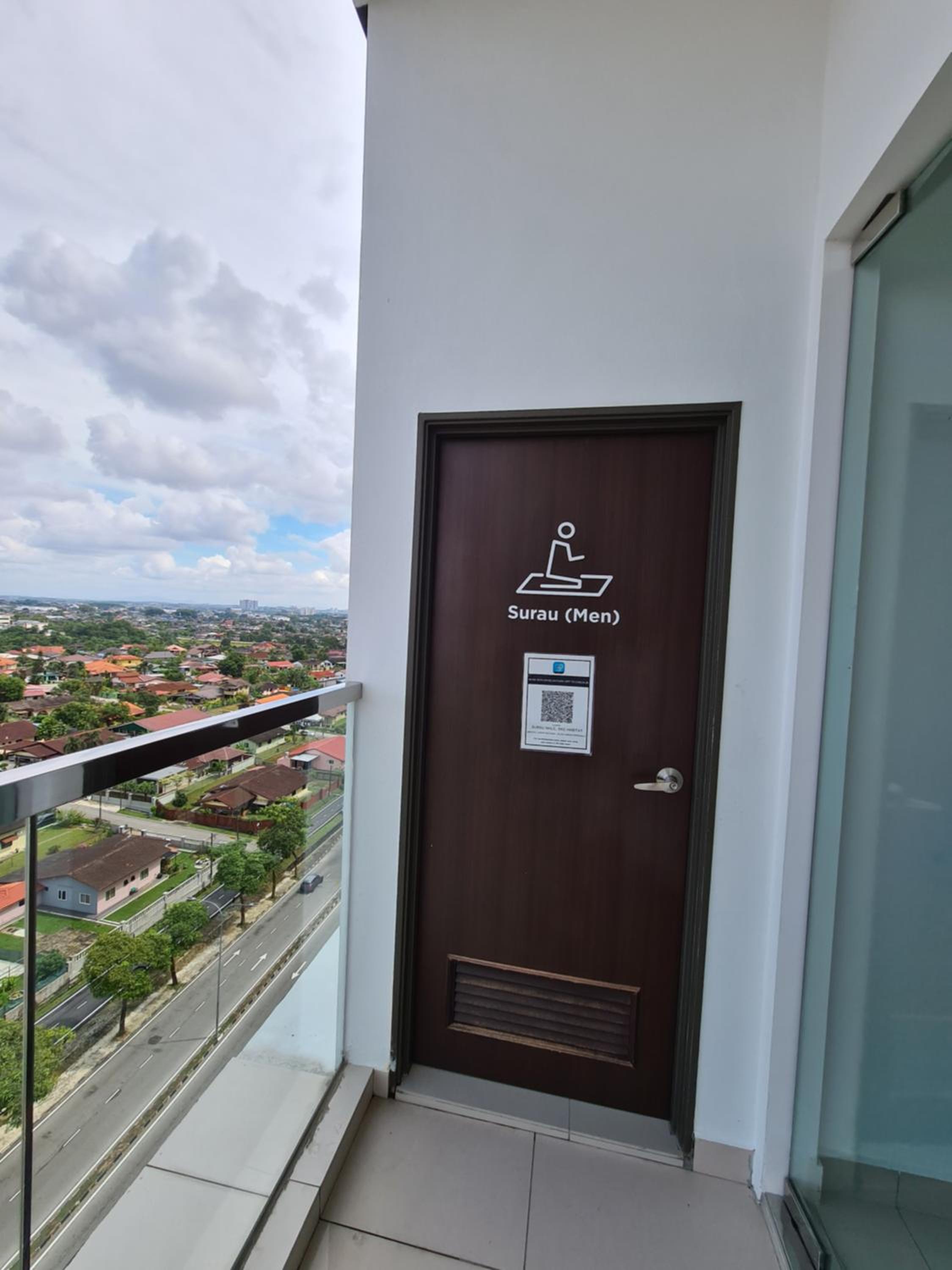 Eid SKS Habitat -Free Wifi Netflix, Larkin, Johor Bahru