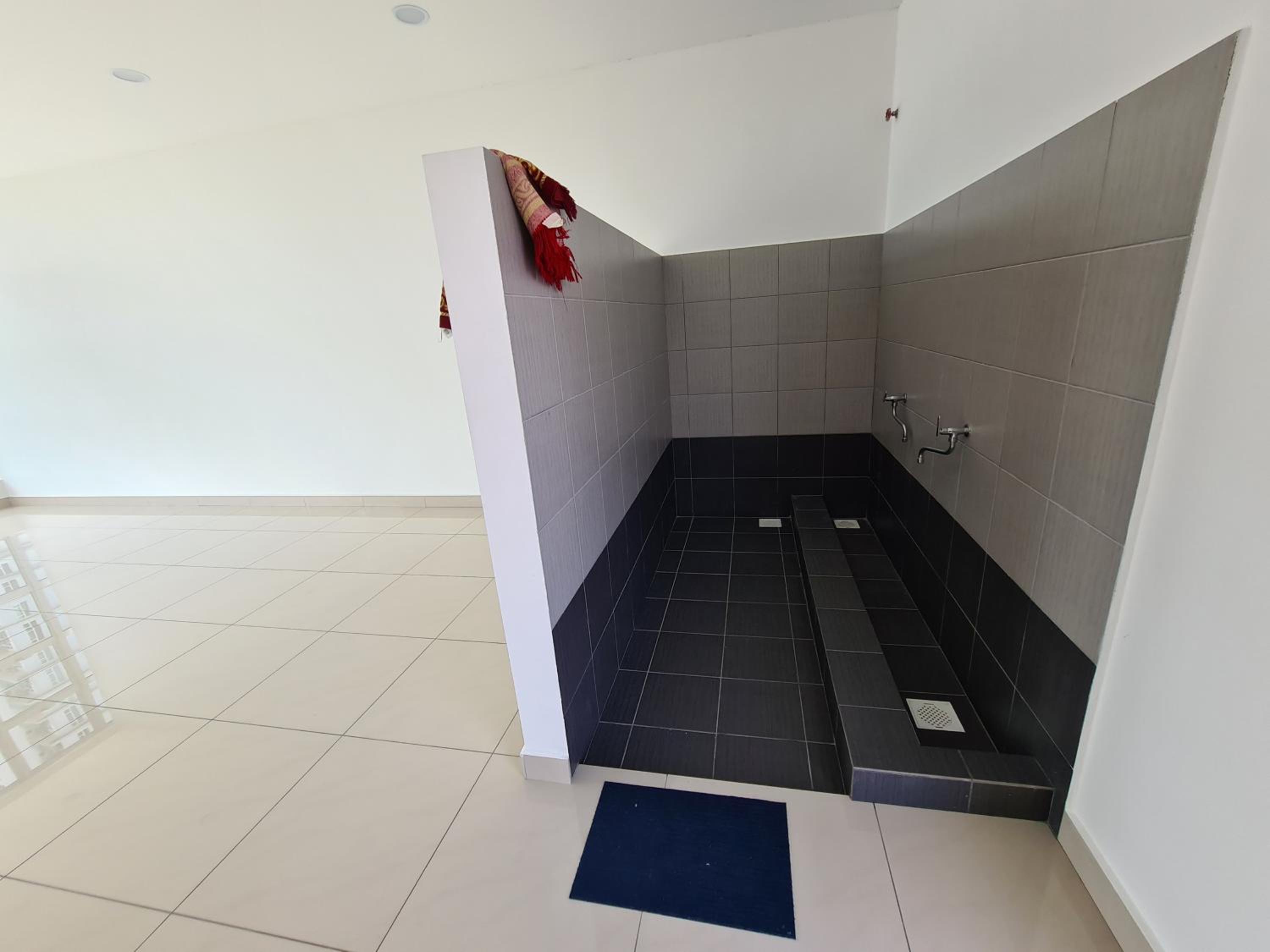 Eid SKS Habitat -Free Wifi Netflix, Larkin, Johor Bahru