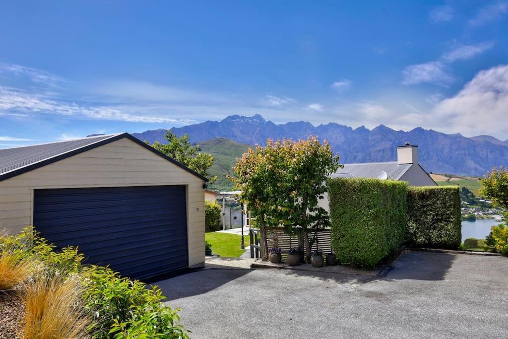 Unbeatable Panoramic Lake & Mountain & Garden Views view 3
