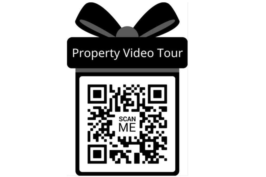 Unbeatable Panoramic Lake & Mountain & Garden Views view 4