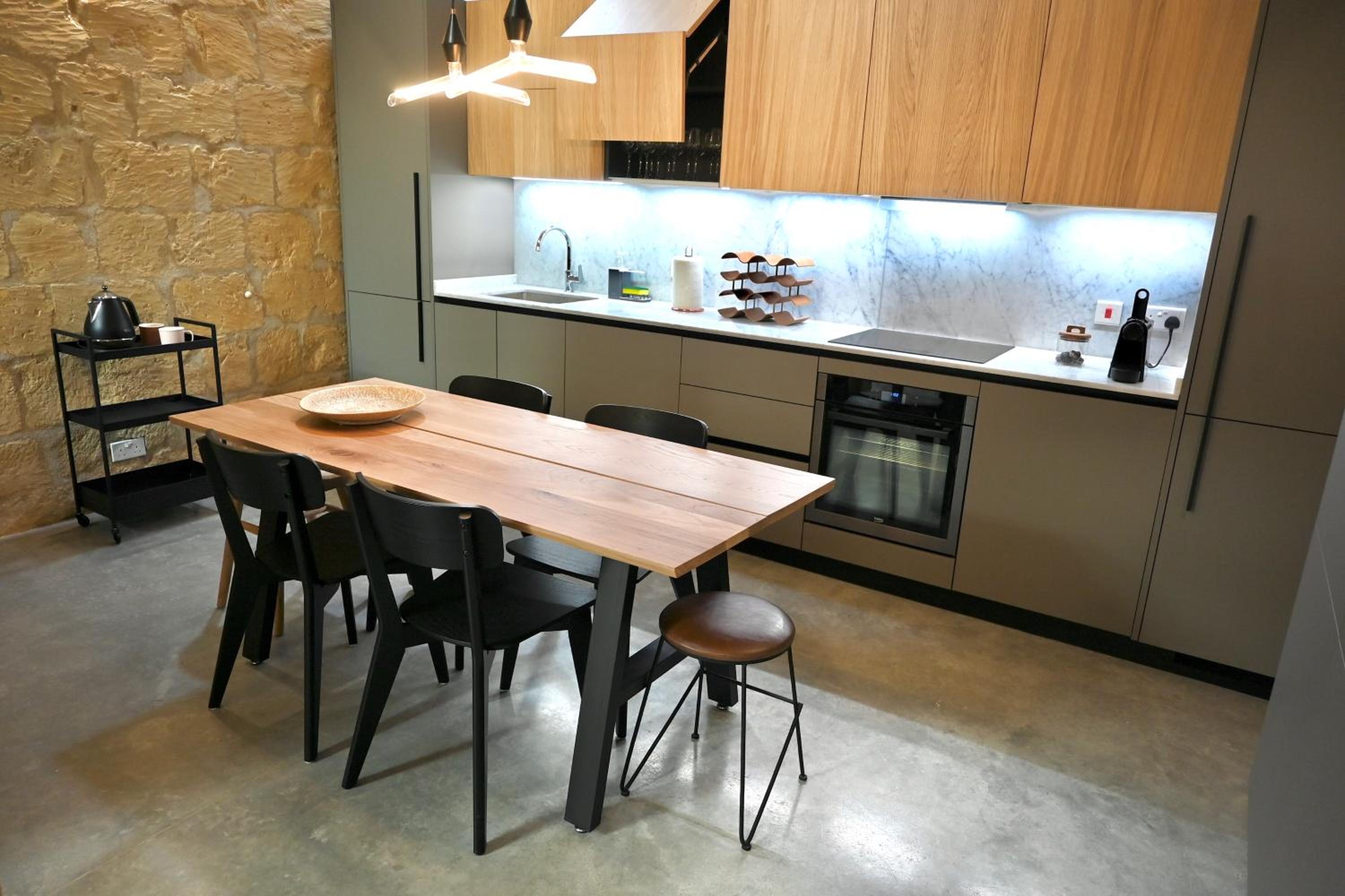 NUMRU 27 Expertly restored small house of character view 5