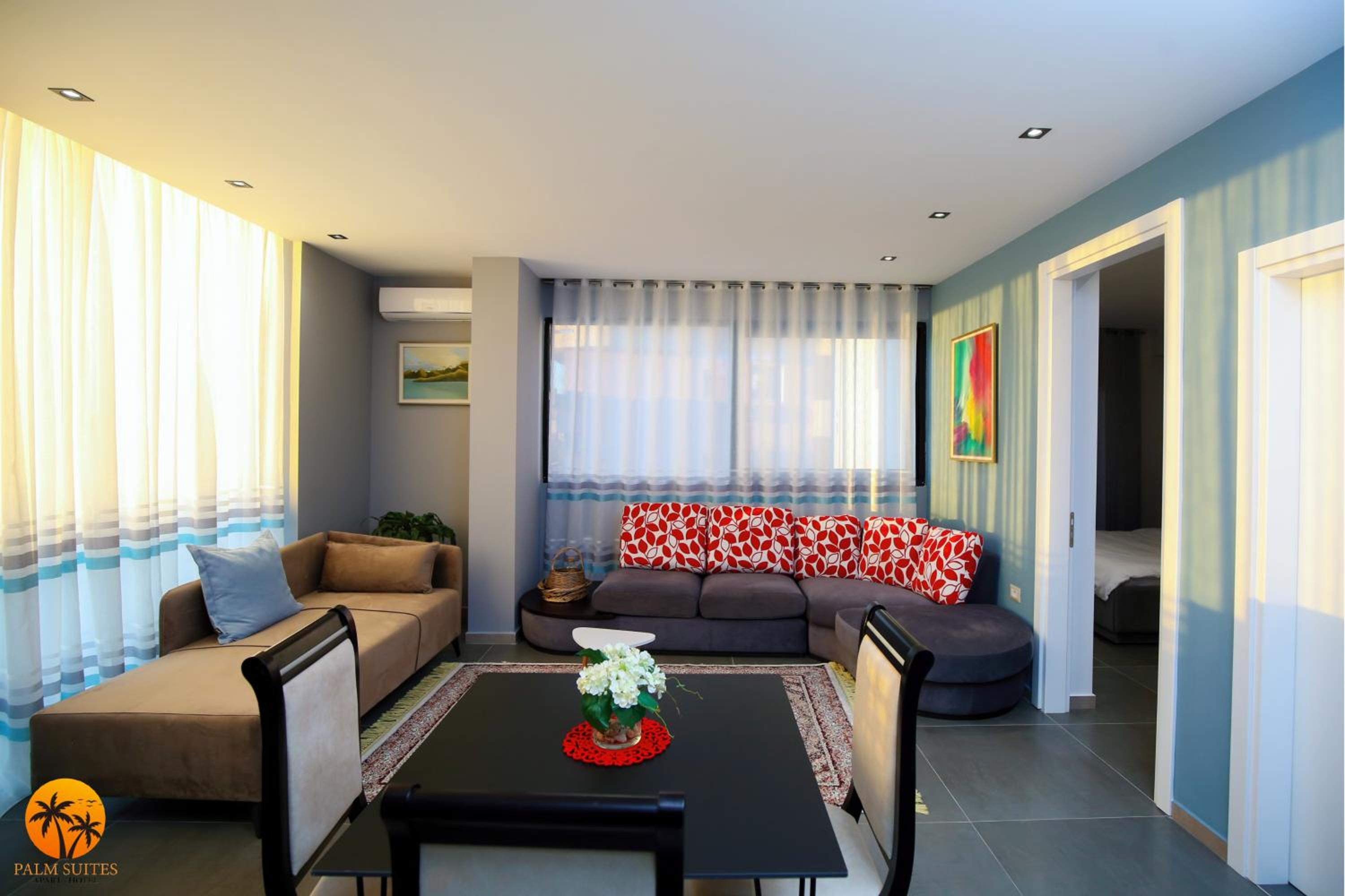 Palm Suites Apartment-Suite
