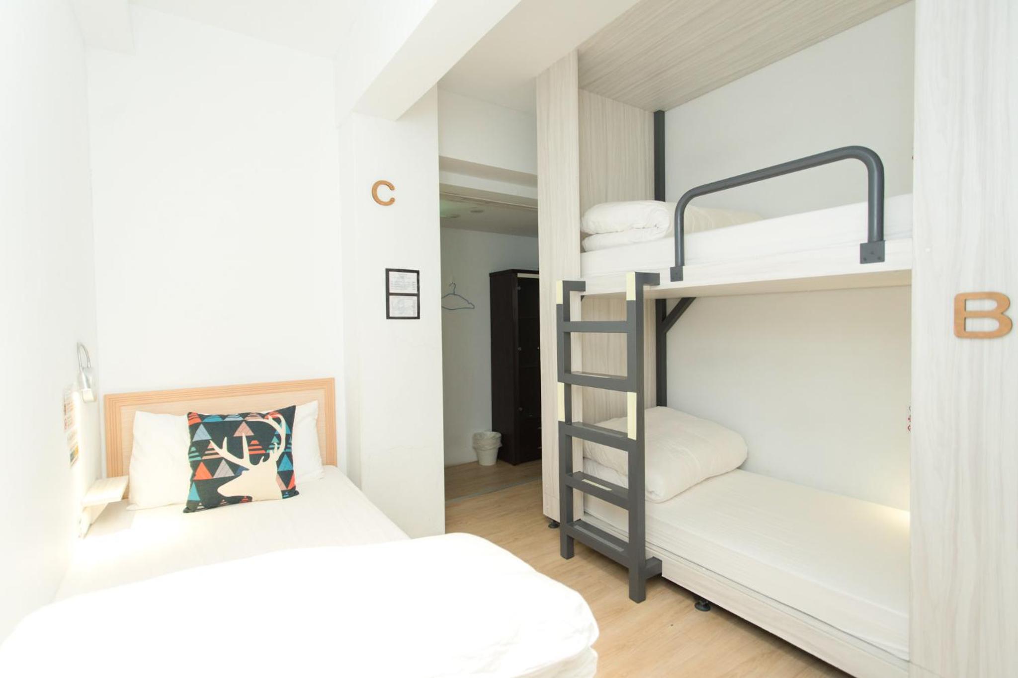 4Plus Hostel