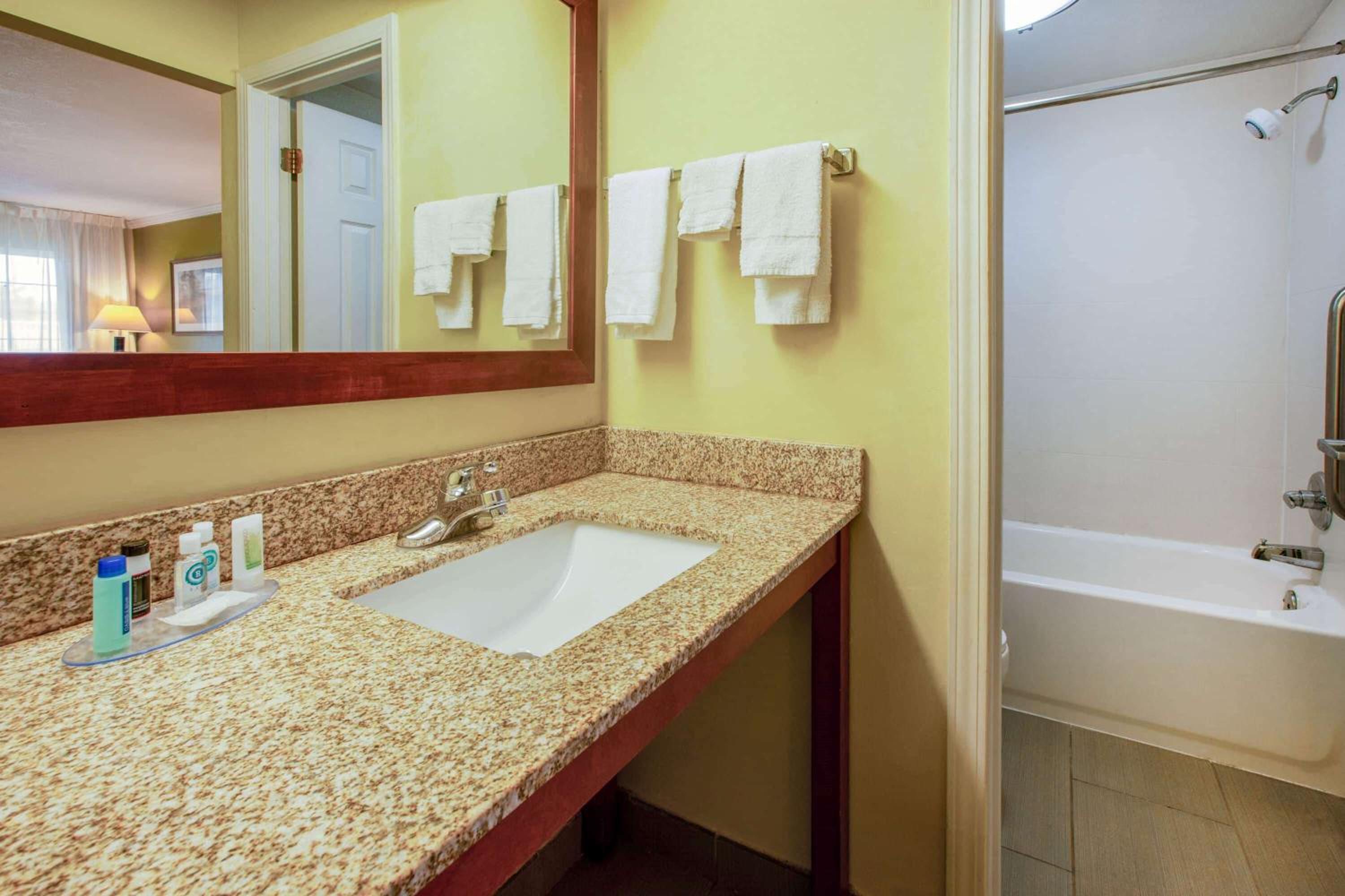 Days Inn by Wyndham Austintown, Billede 12