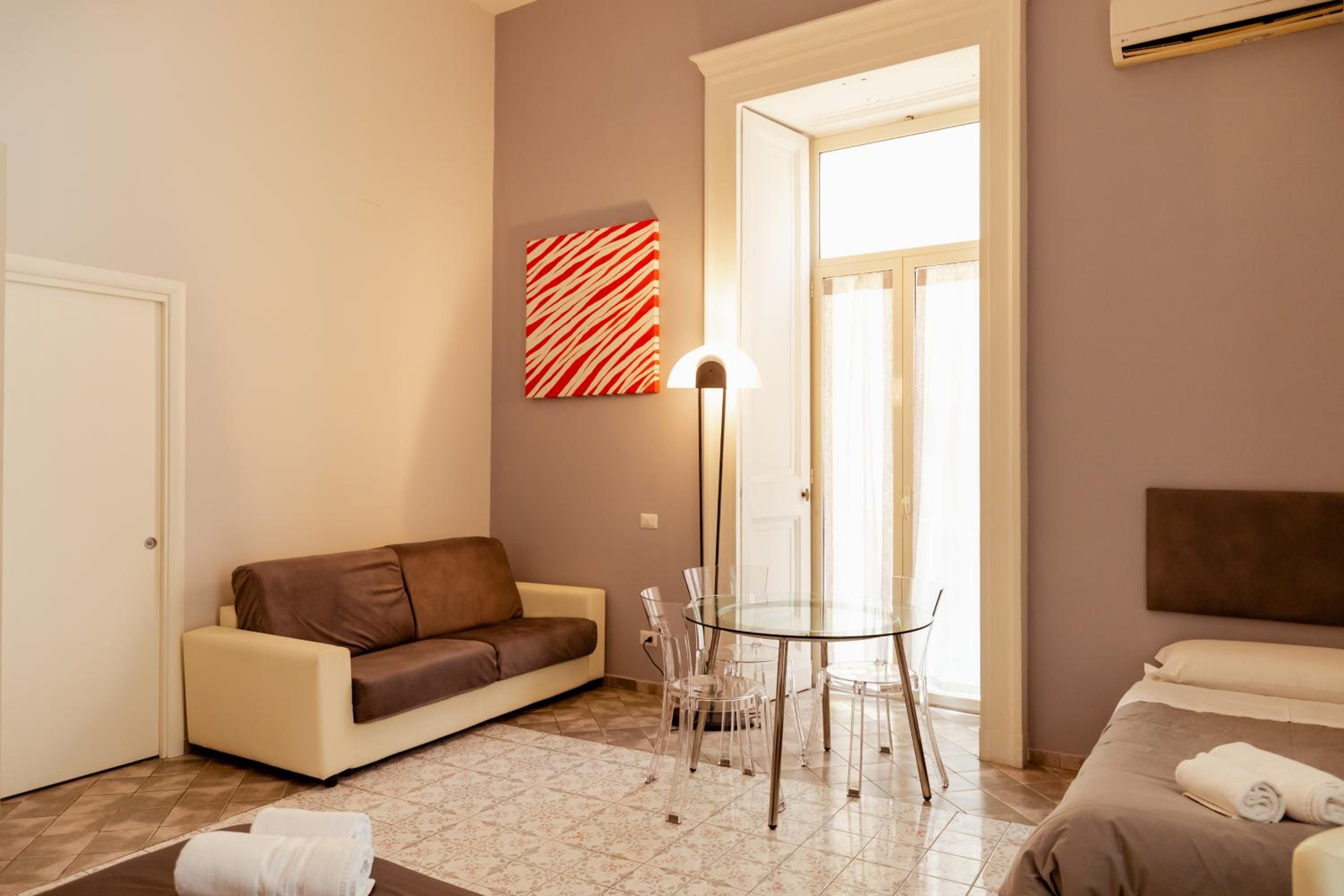 Suites Trinità in Toledo street