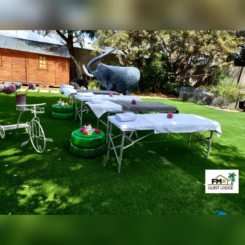 FM GUEST LODGE Comfort, Tranquility & Peace of Mind