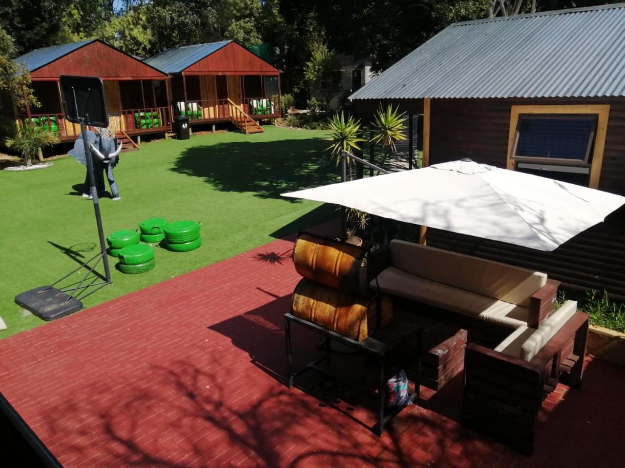 FM GUEST LODGE Comfort, Tranquility & Peace of Mind