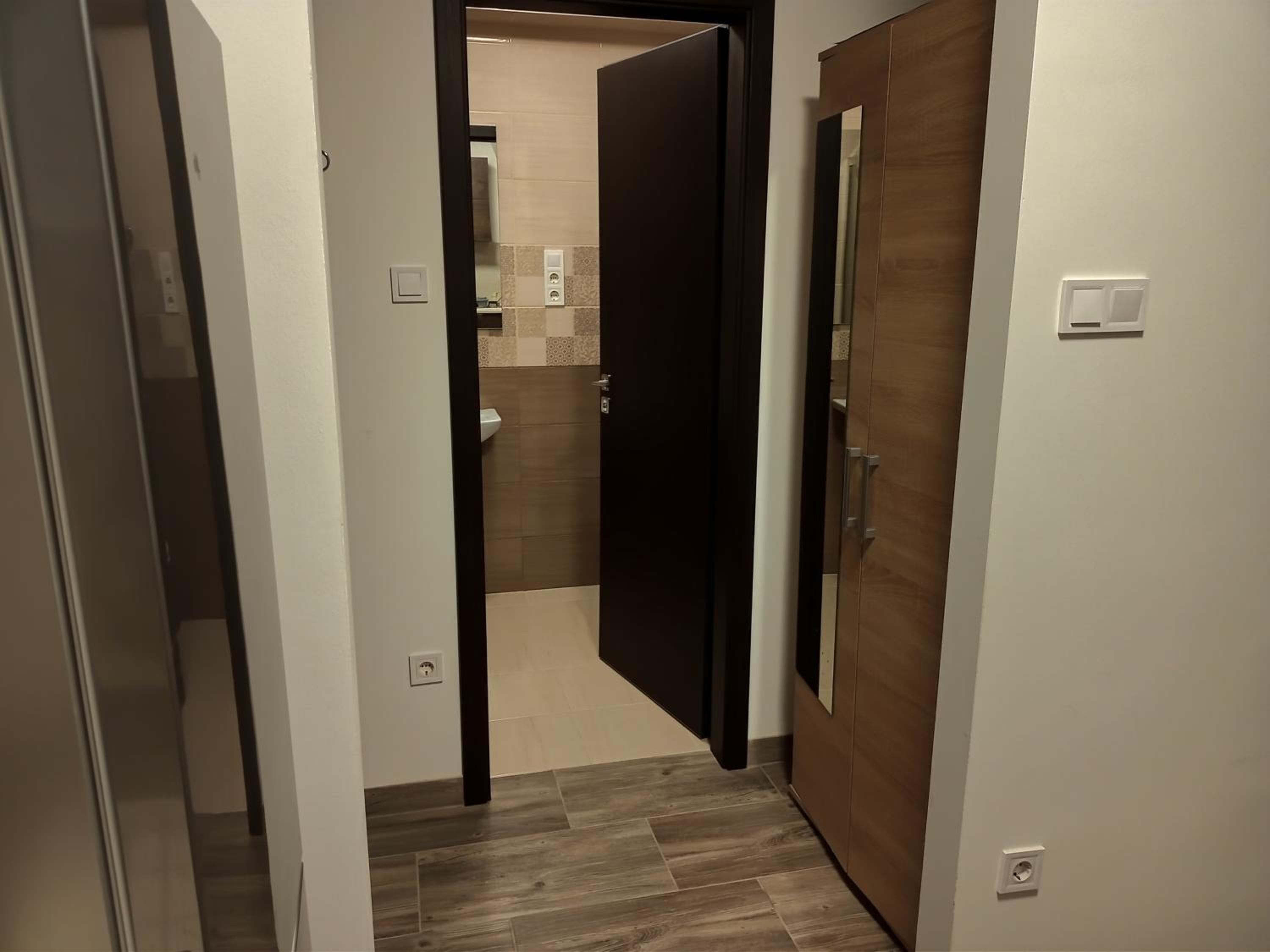 Szellőrózsa Apartman