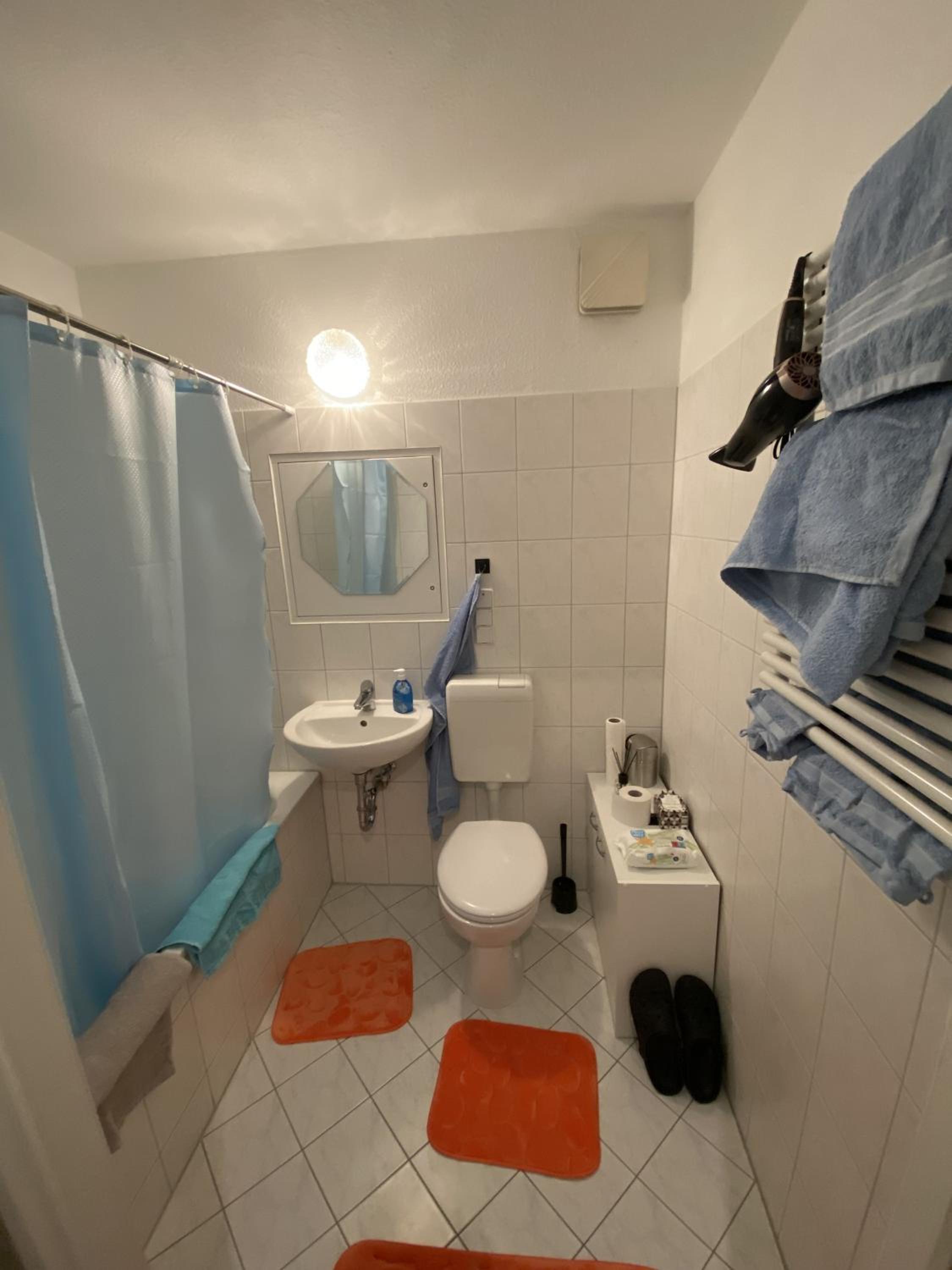 Gemütliche Wohnung mit Smart-TV und großem Balkon