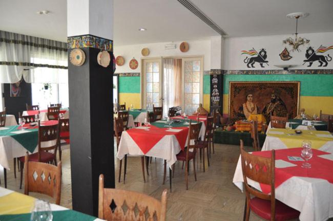 restaurant