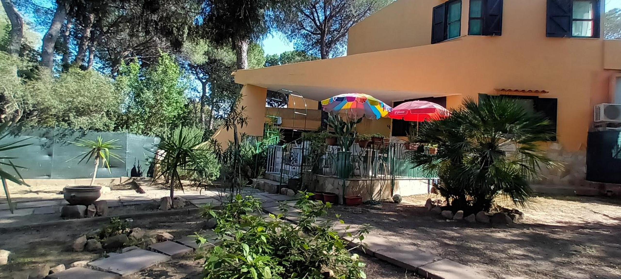 Villa Ginepro Sardegna Santa Margherita di Pula mare blu view 4