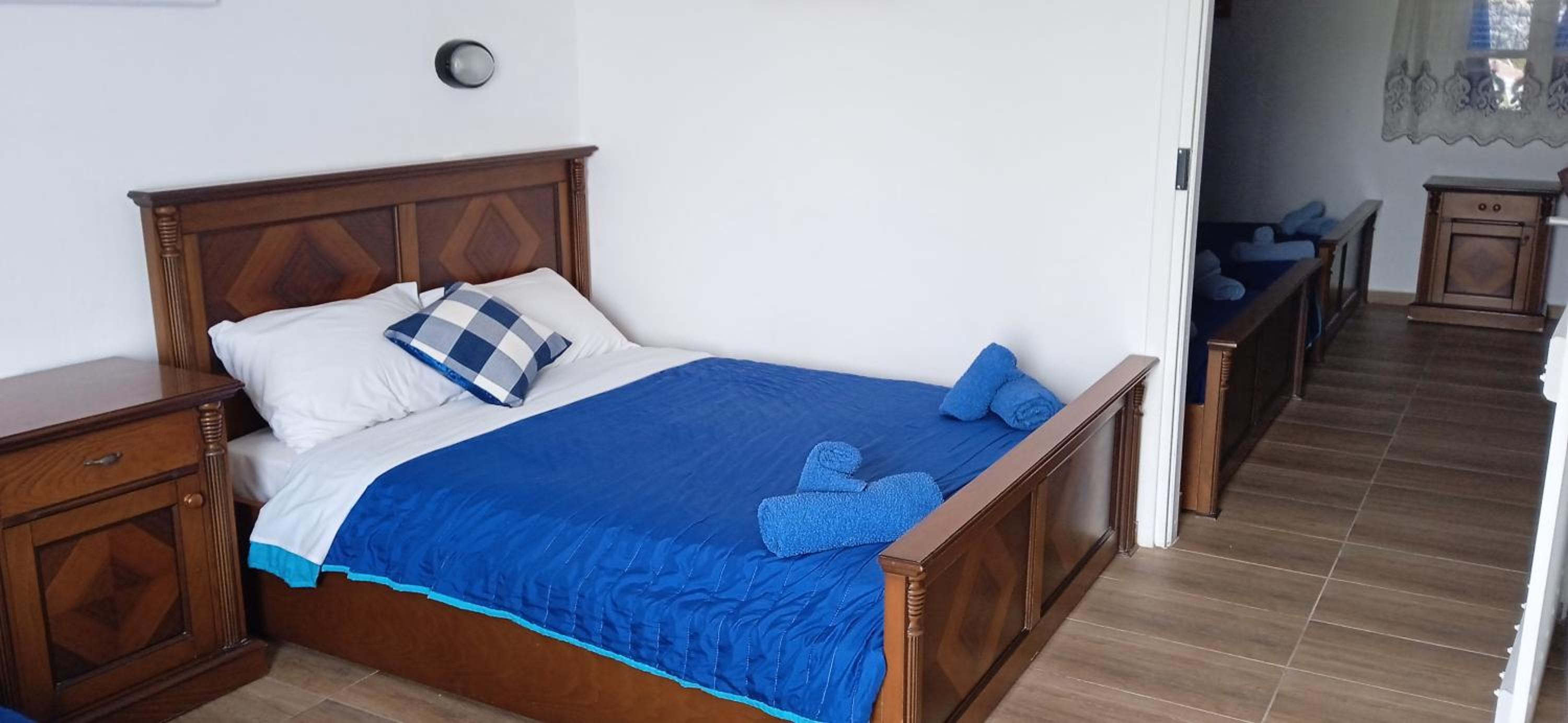 Studios Apartments Kapetanios