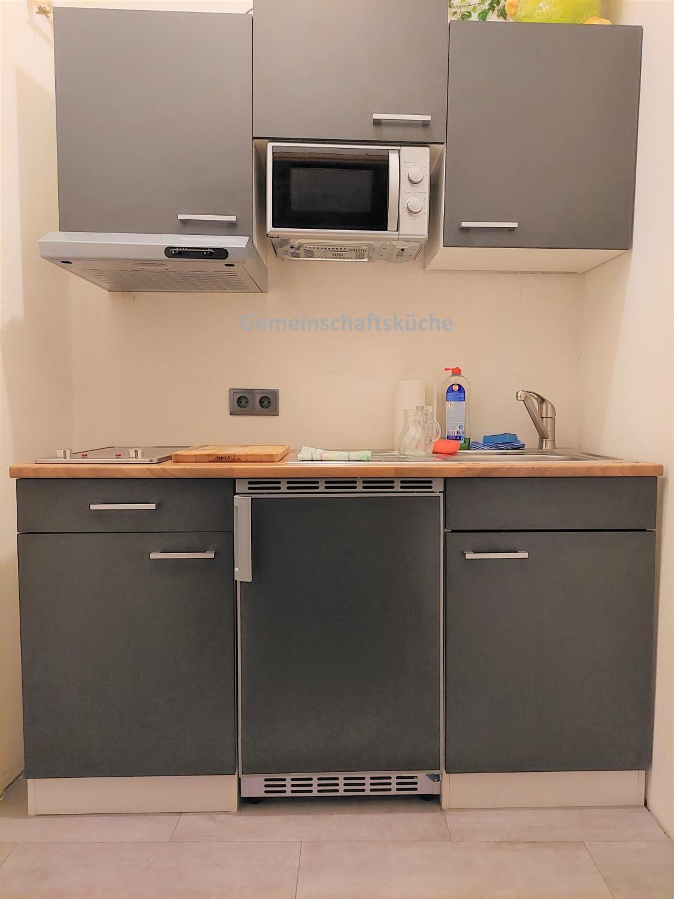 3 Raben - Leoben - Zimmer für Geschäftsreisende, Urlauber, Monteure und Handwerker, Polski Pensjonat Austria