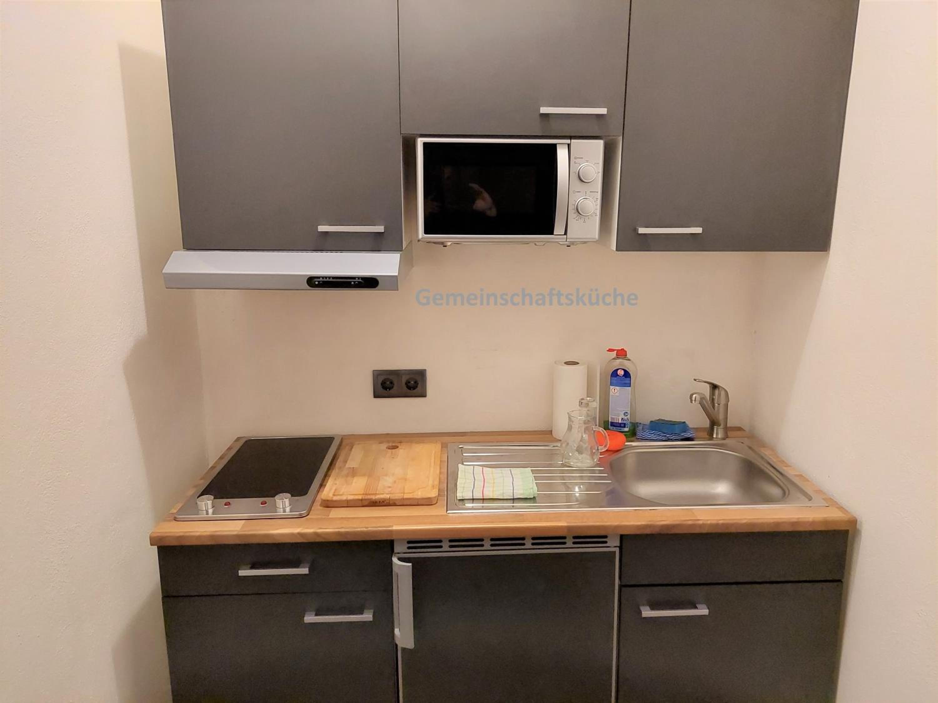 3 Raben - Leoben - Zimmer für Geschäftsreisende, Urlauber, Monteure und Handwerker, Polski Pensjonat Austria