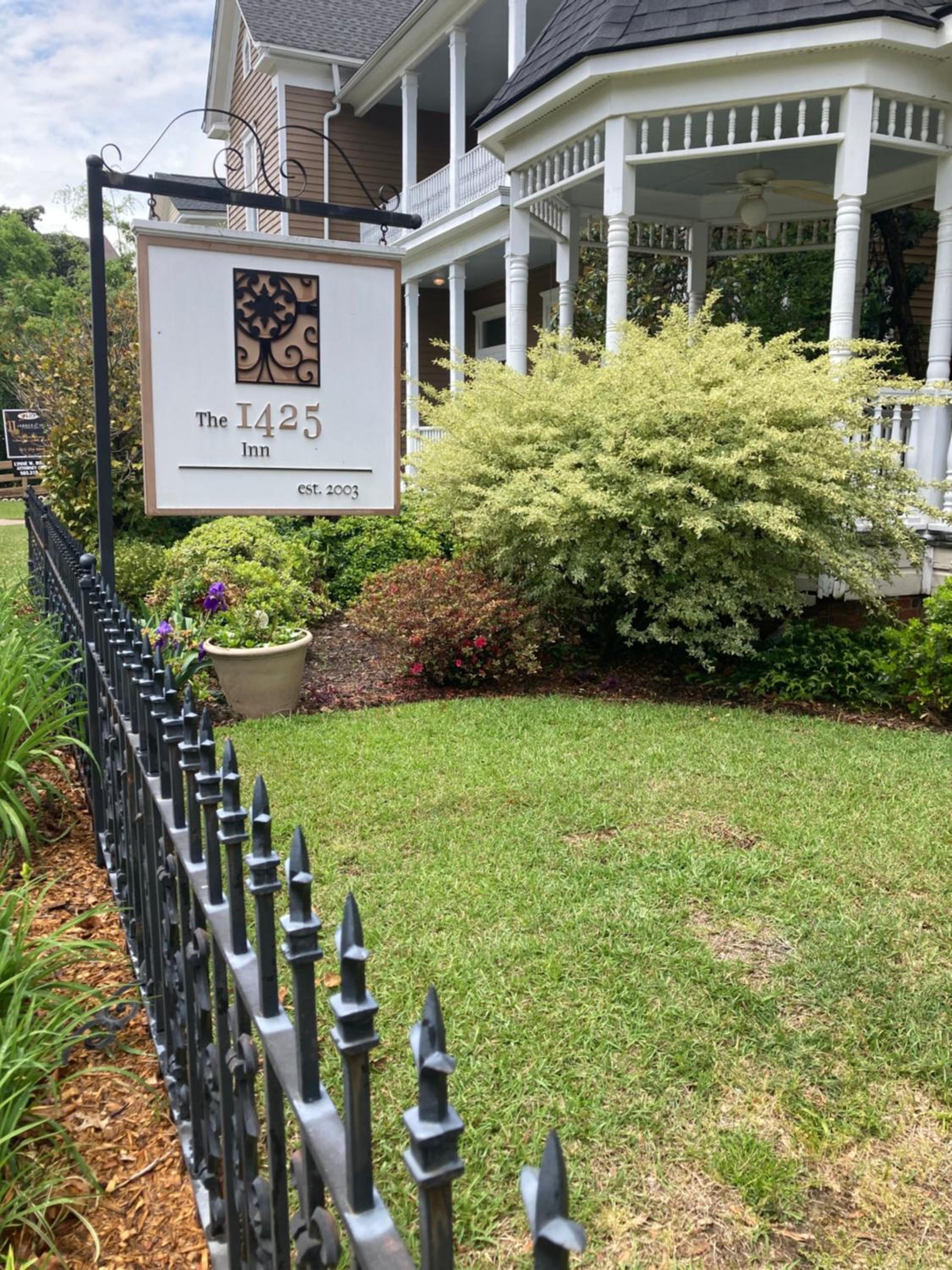 The 1425 Inn