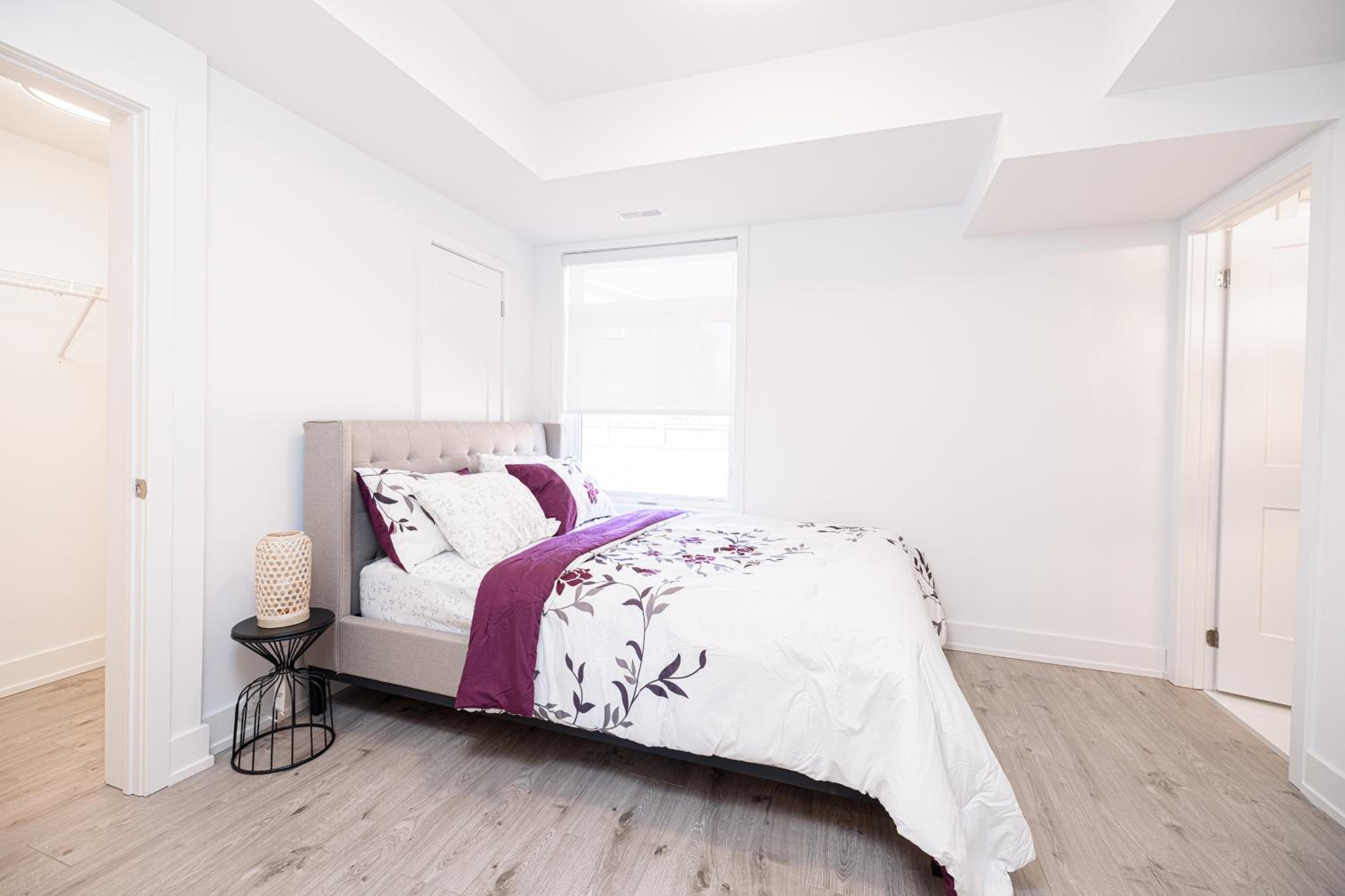 Luxury & Comfy Apartment, Mins Drive To All Niagara Falls Attraction