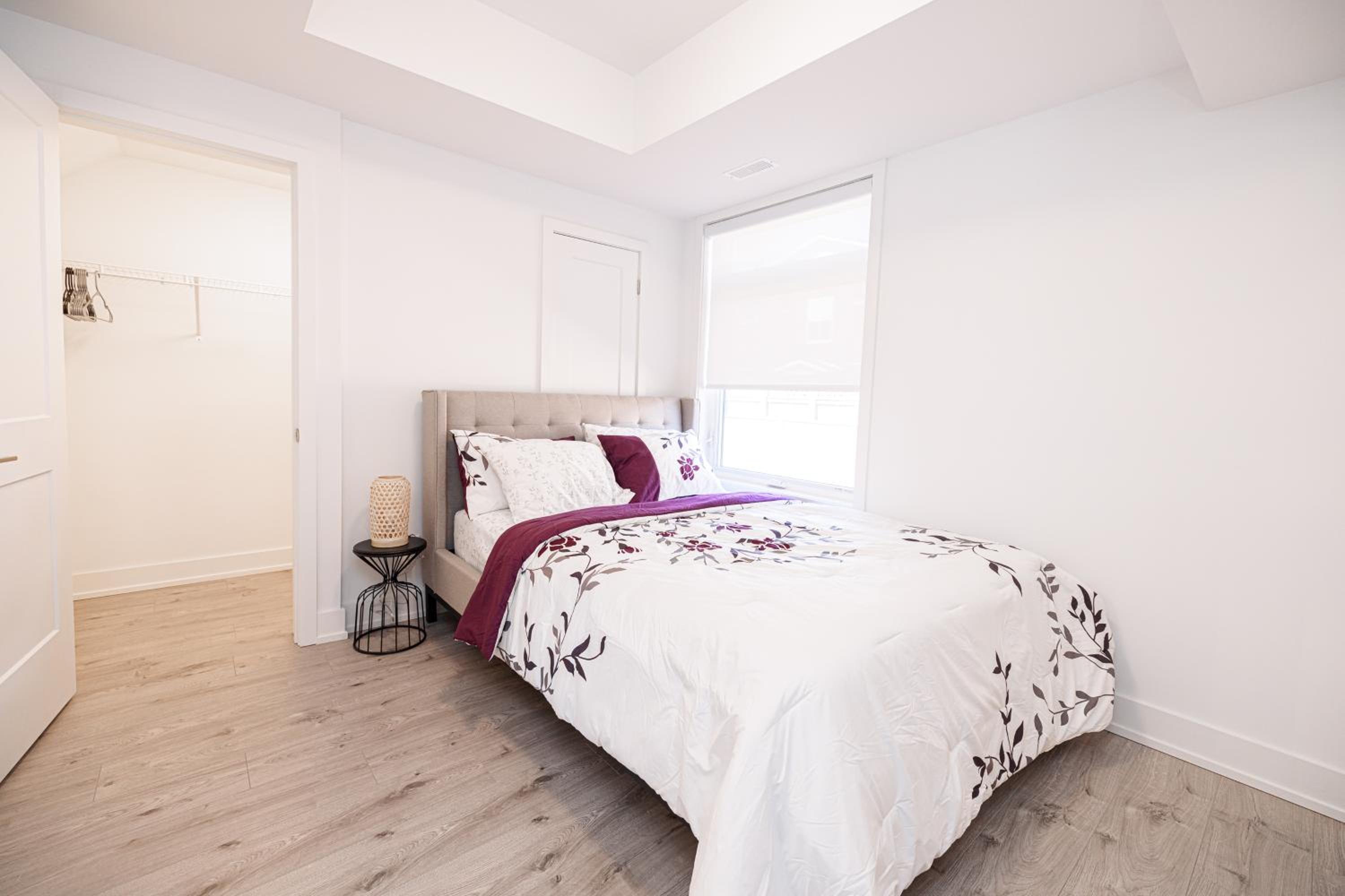 Luxury & Comfy Apartment, Mins Drive To All Niagara Falls Attraction