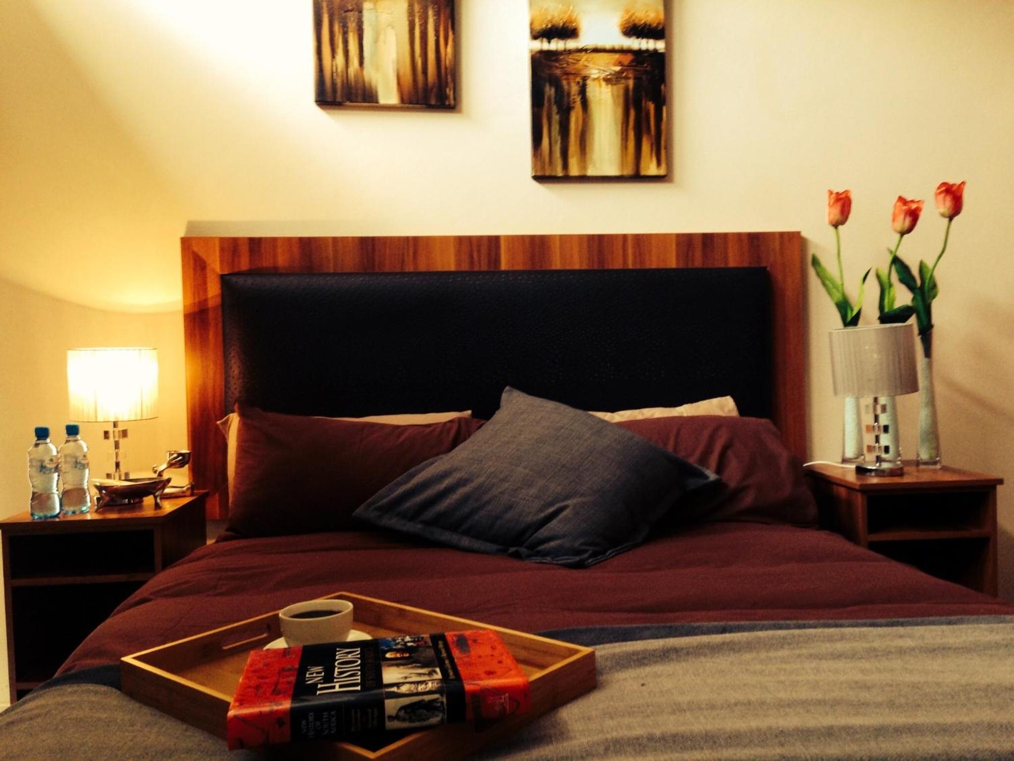 Manor Hills Guest Lodge