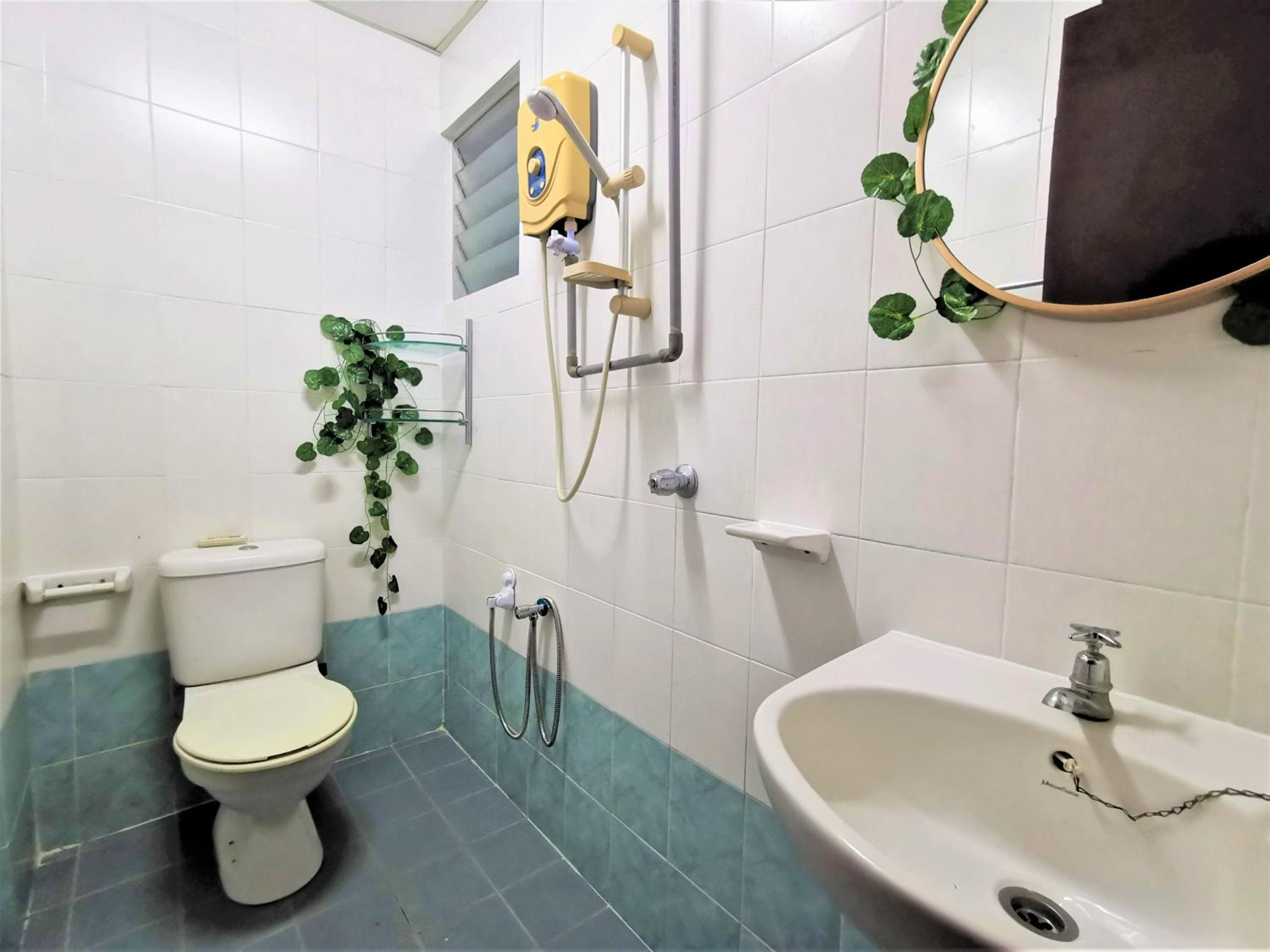 Embun Sky Cottage - Kota Bharu, WIFI, 6 - 8 Pax