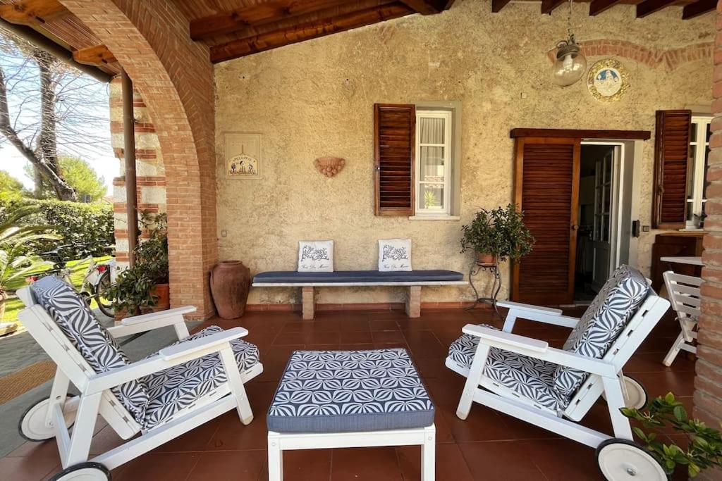 Villa Vanna - the ancient Forte just in the center view 4