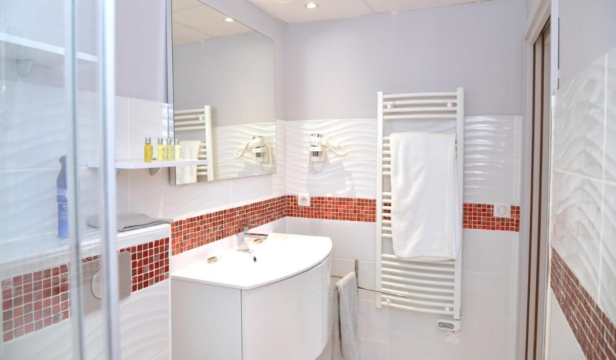 Les Chambres de Montplaisir view 3