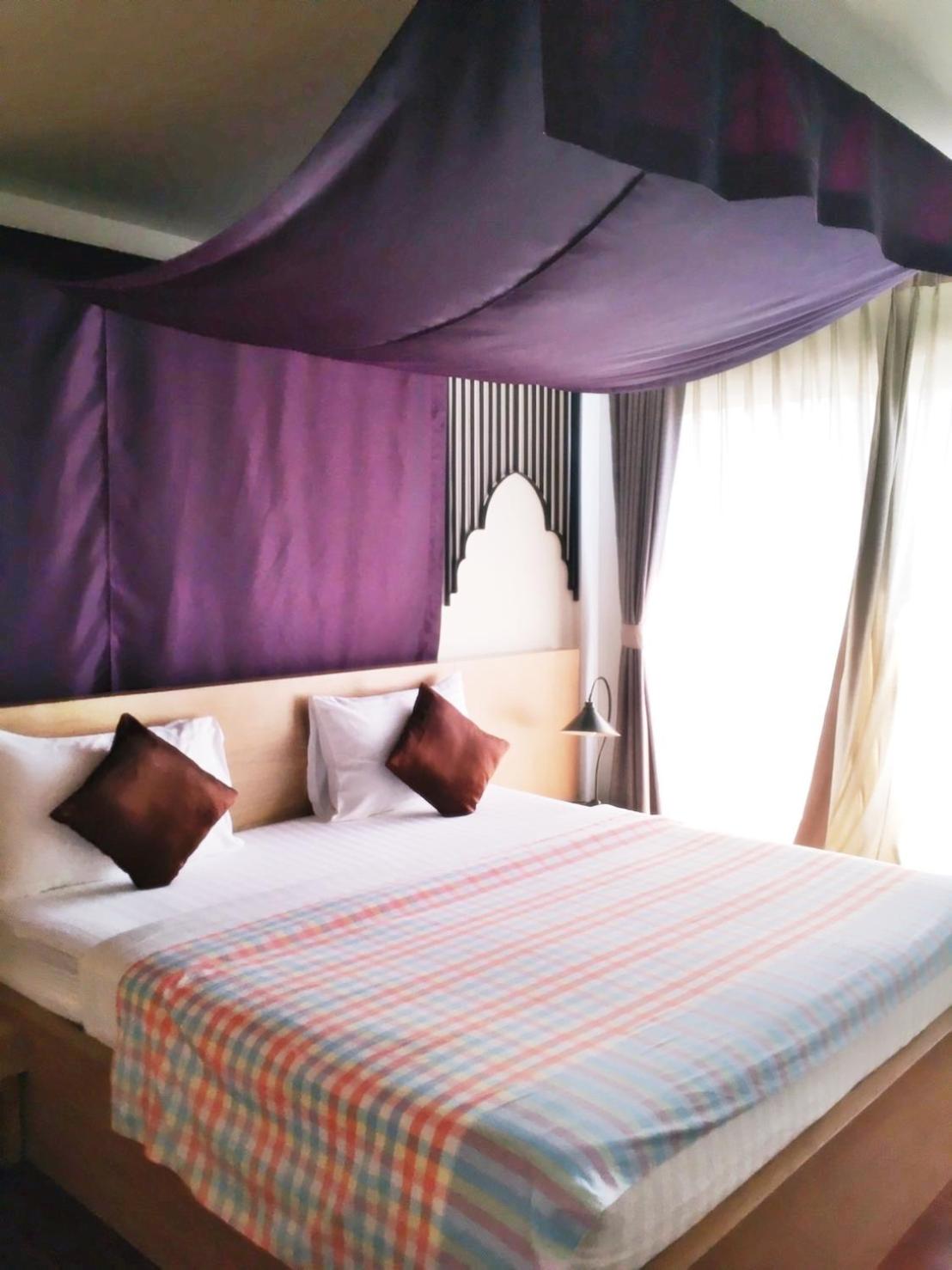 Nakorn De Sukhothai Hip Hotel