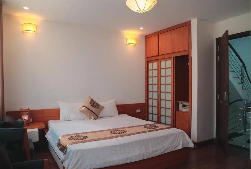 Halong Charming Villa 8 Rooms view 2