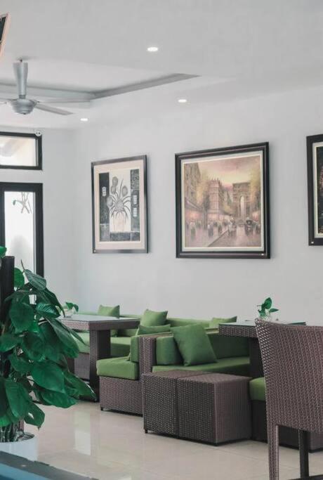 Halong Charming Villa 8 Rooms view 3