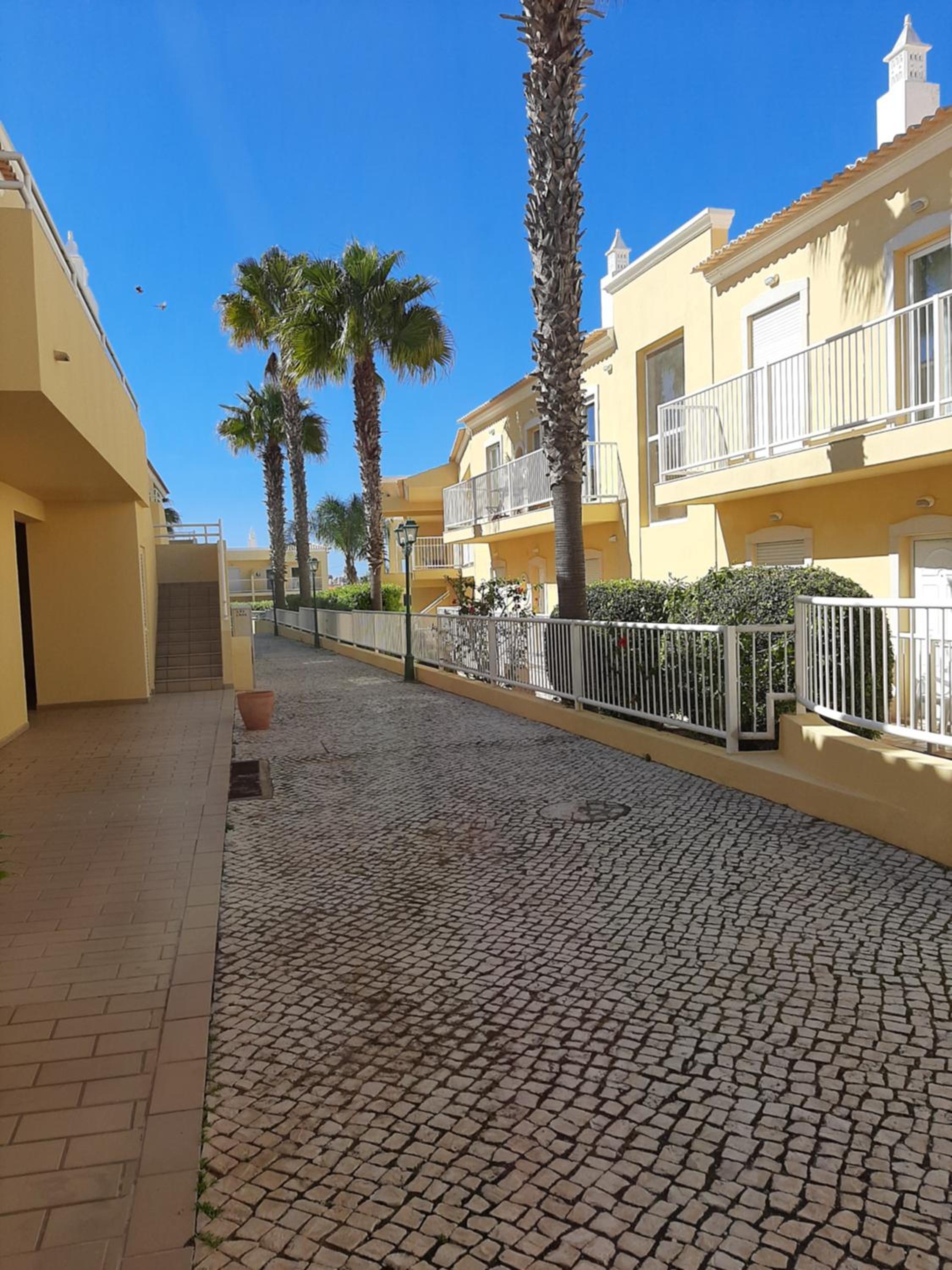 Flat Caballero view 2