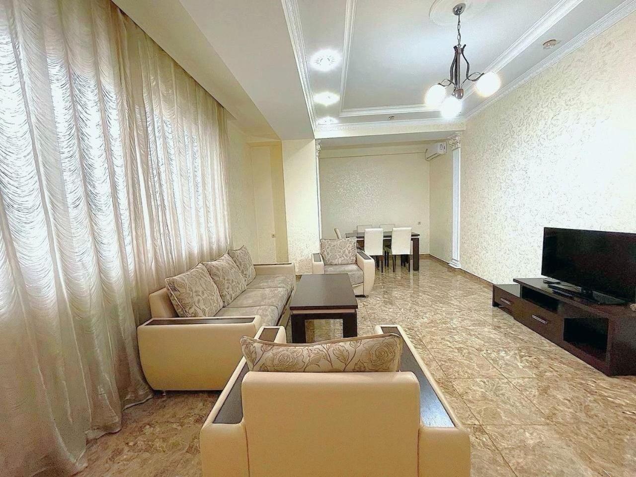 LUXURY Spacious 2 bedroom apartment by CASCAD, New Building, Opera View+Open Balcony