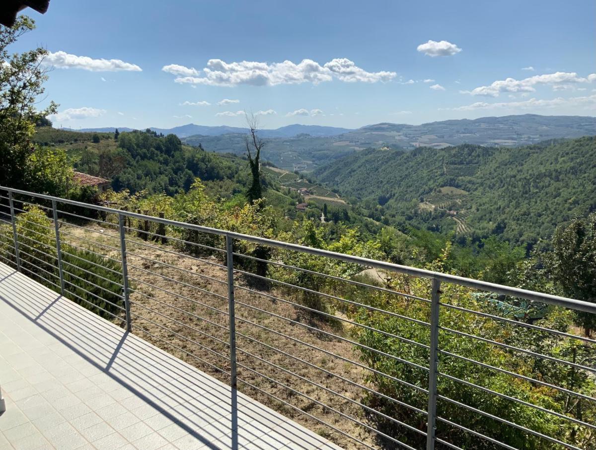 Pool Villa with view on the Langhe hills view 5