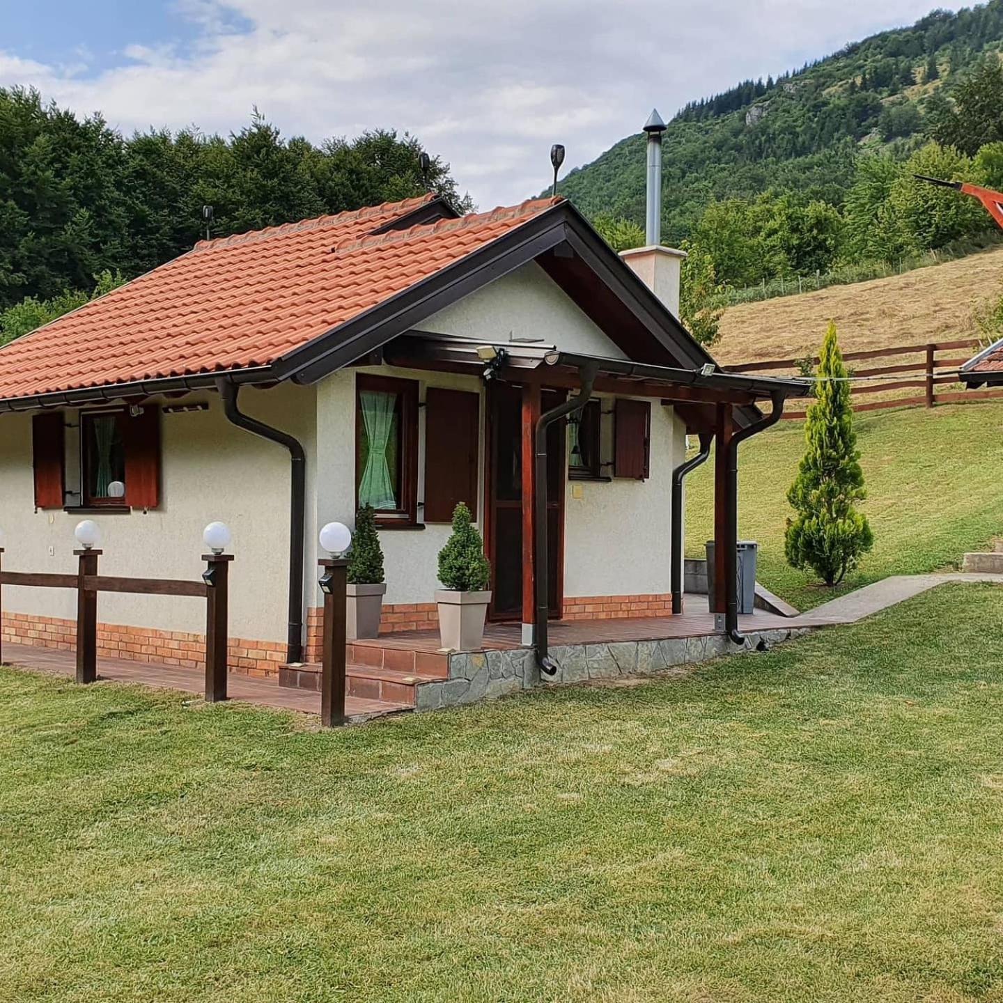 Vikendica Kločanica view 2