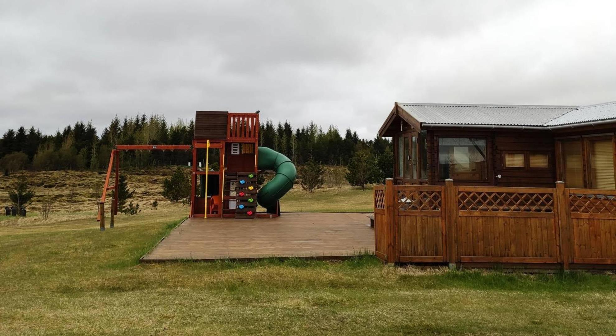 Cosy Cabin by Lake & Woods with Views view 4