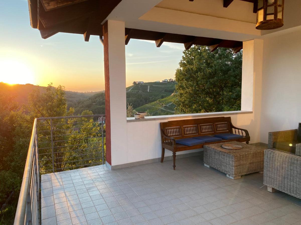 Pool Villa with view on the Langhe hills view 2