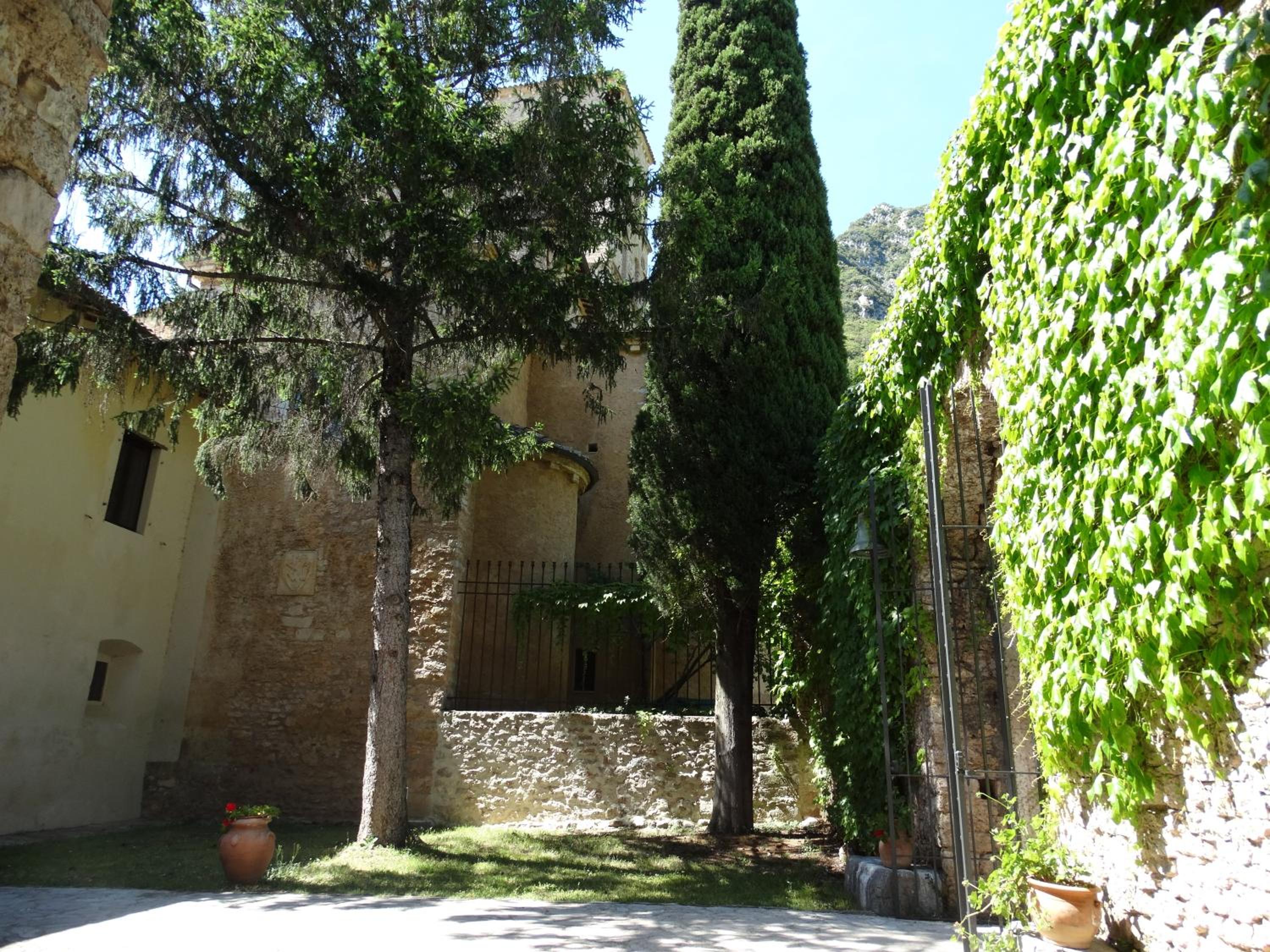 Abbazia San Pietro In Valle