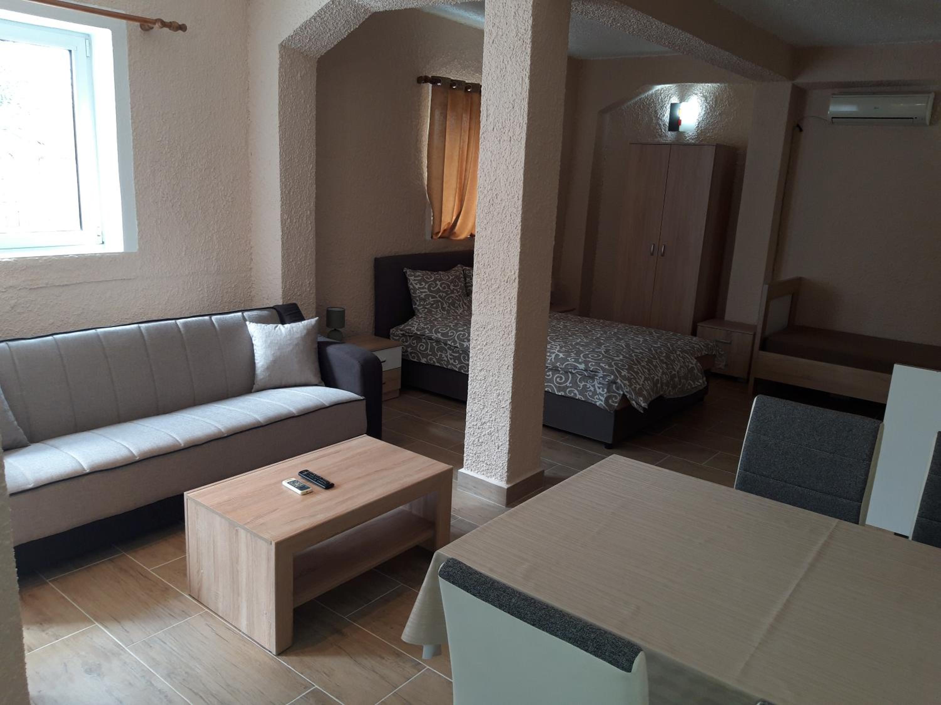 Kazablanka Rooms Aerodrom