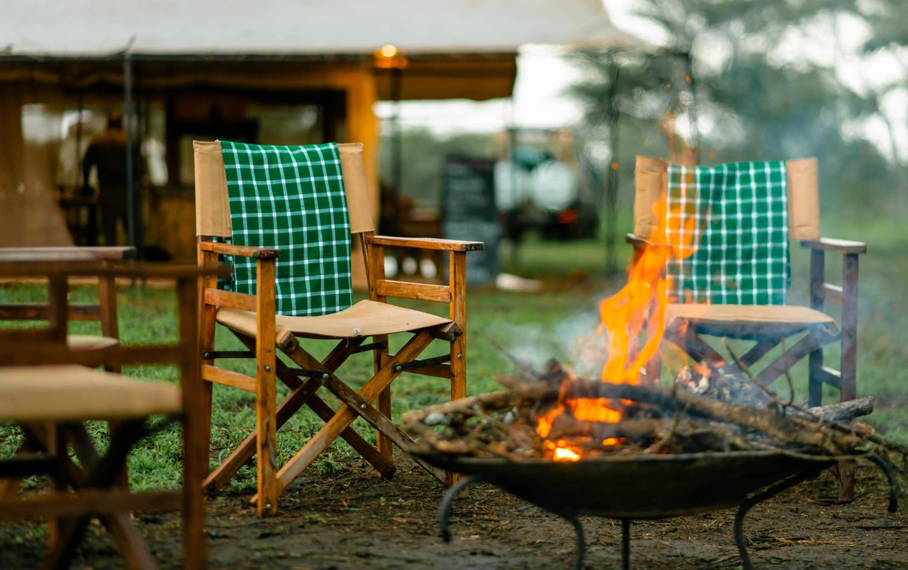 Gnu Mara River Camp