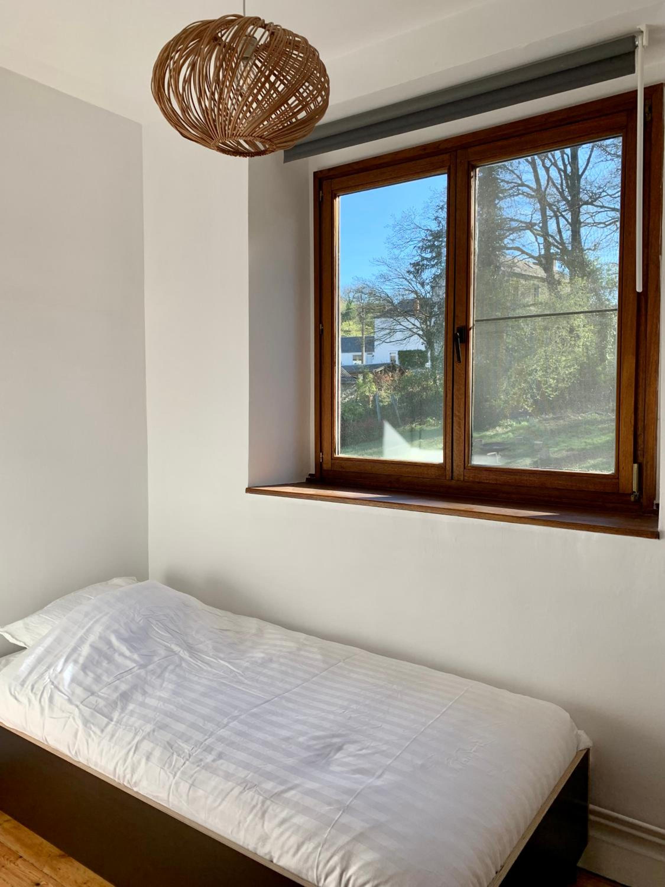 Gezellige villa met houtkachel, sauna en zonnige tuin