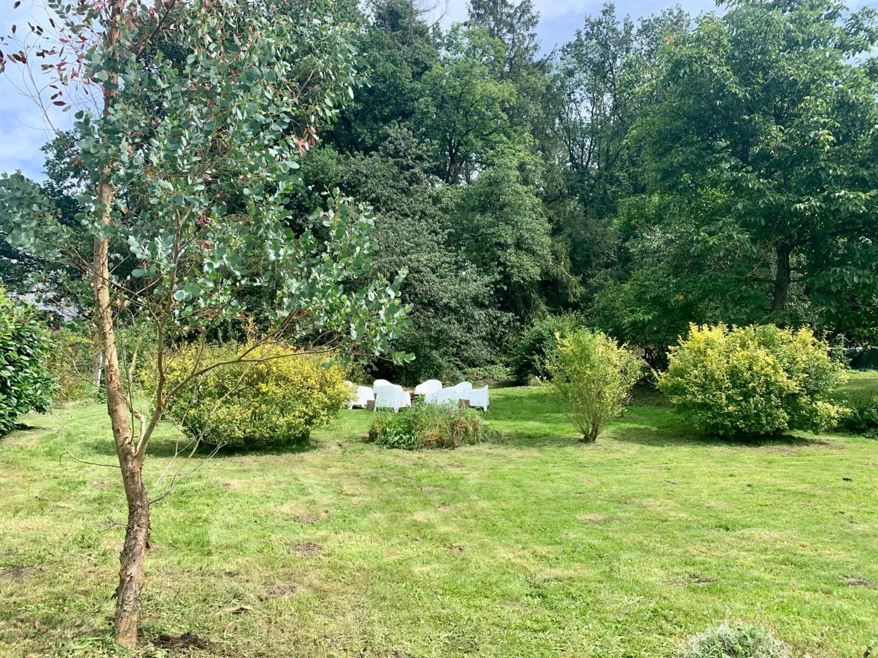 Gezellige villa met houtkachel, sauna en zonnige tuin