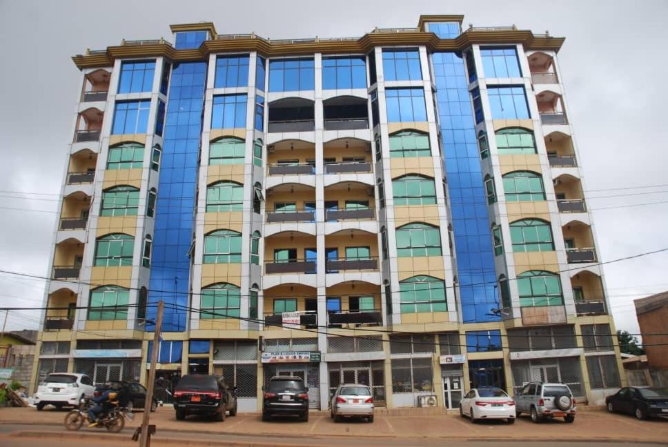 Chris Complex Executive Stays -Luxury Furnished Apartments and Guesthouses In Yaounde
