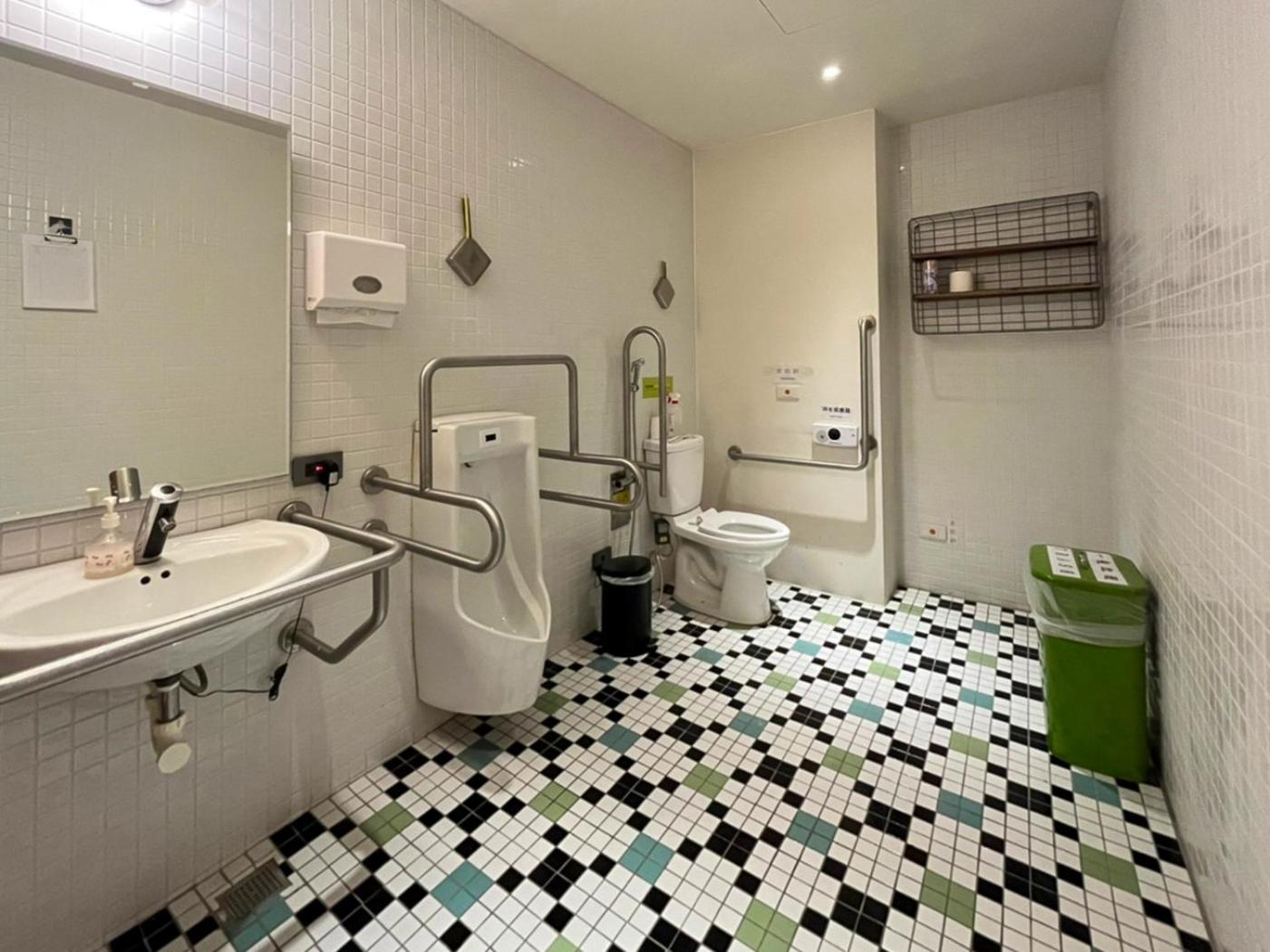 Light Hostel Hualien