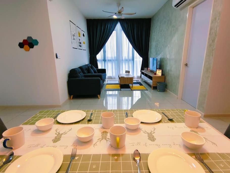 T1-2601 High floor Amazing View 3BR 8pax NETFLIX!!LegolandGleneagles By STAY photo 6