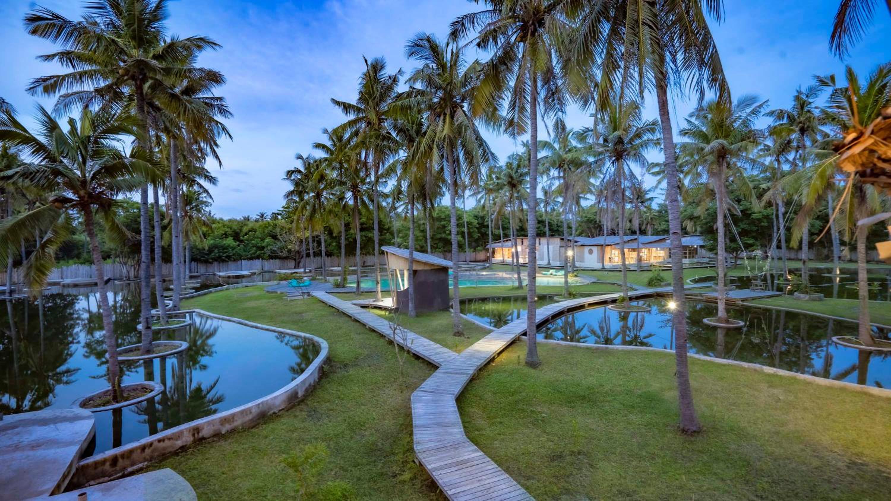 Pravasa Gili Resort by KajaNe