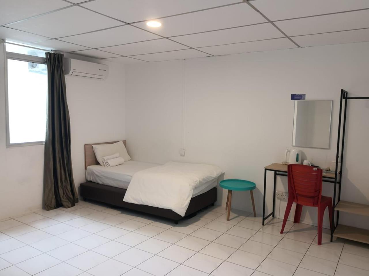 Photo 11