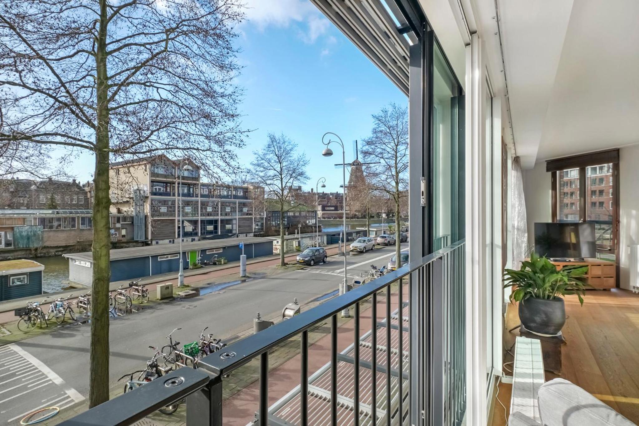 170M2 Appartment with Jacuzzi & Steam bath in center of Amsterdam