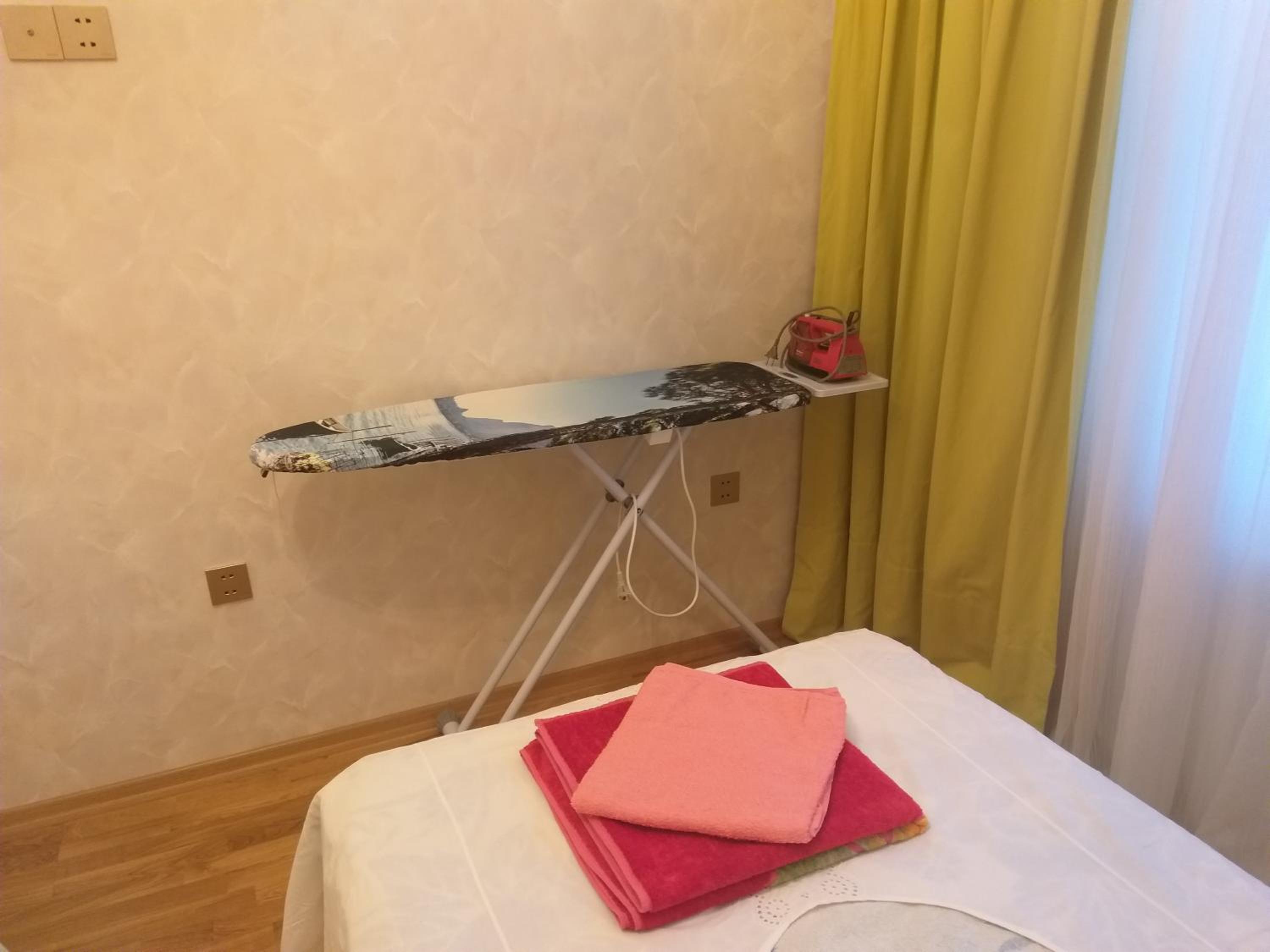 1+1 Apartment near metro station Azadlıq