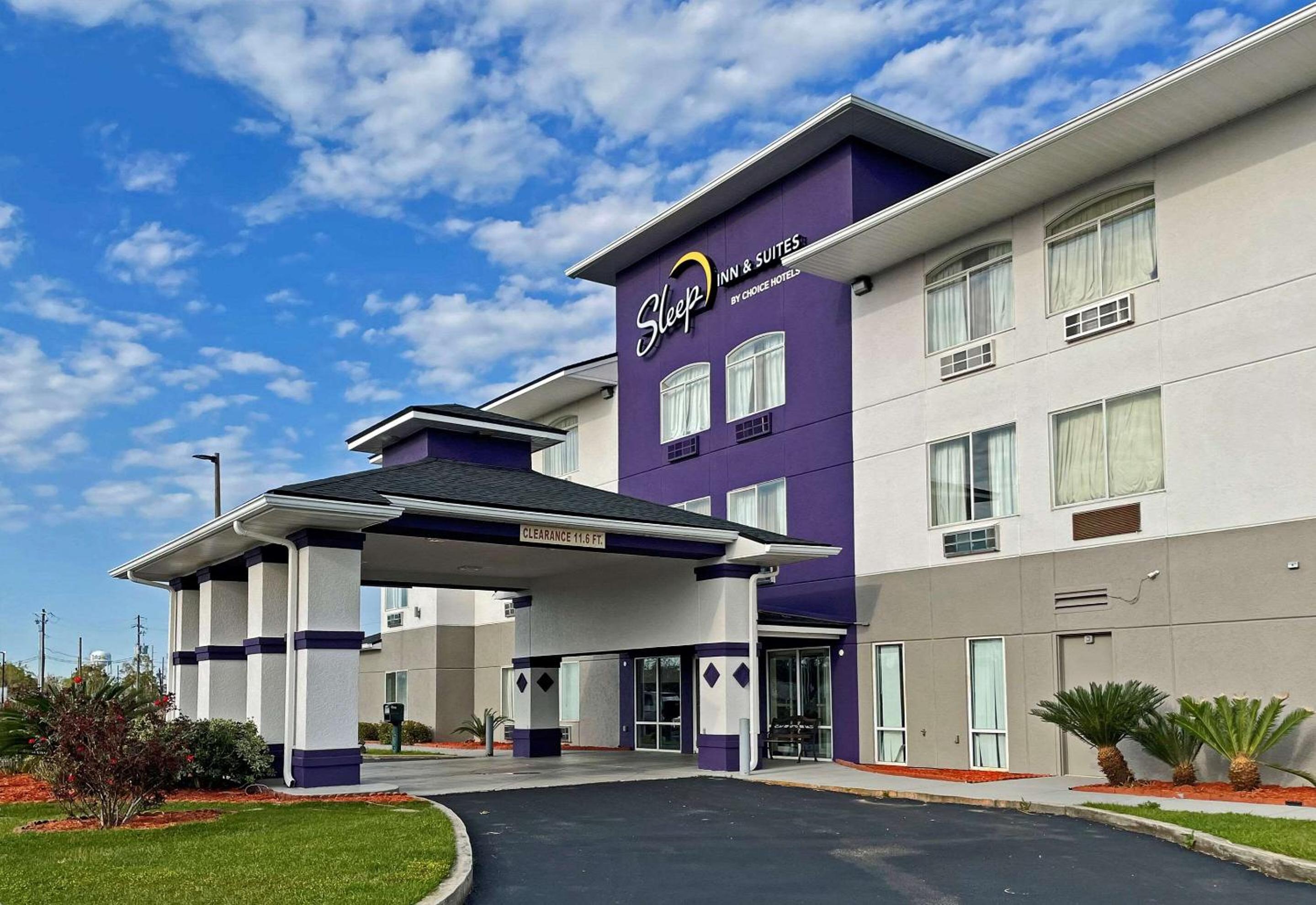 Hotel Sleep Inn & Suites