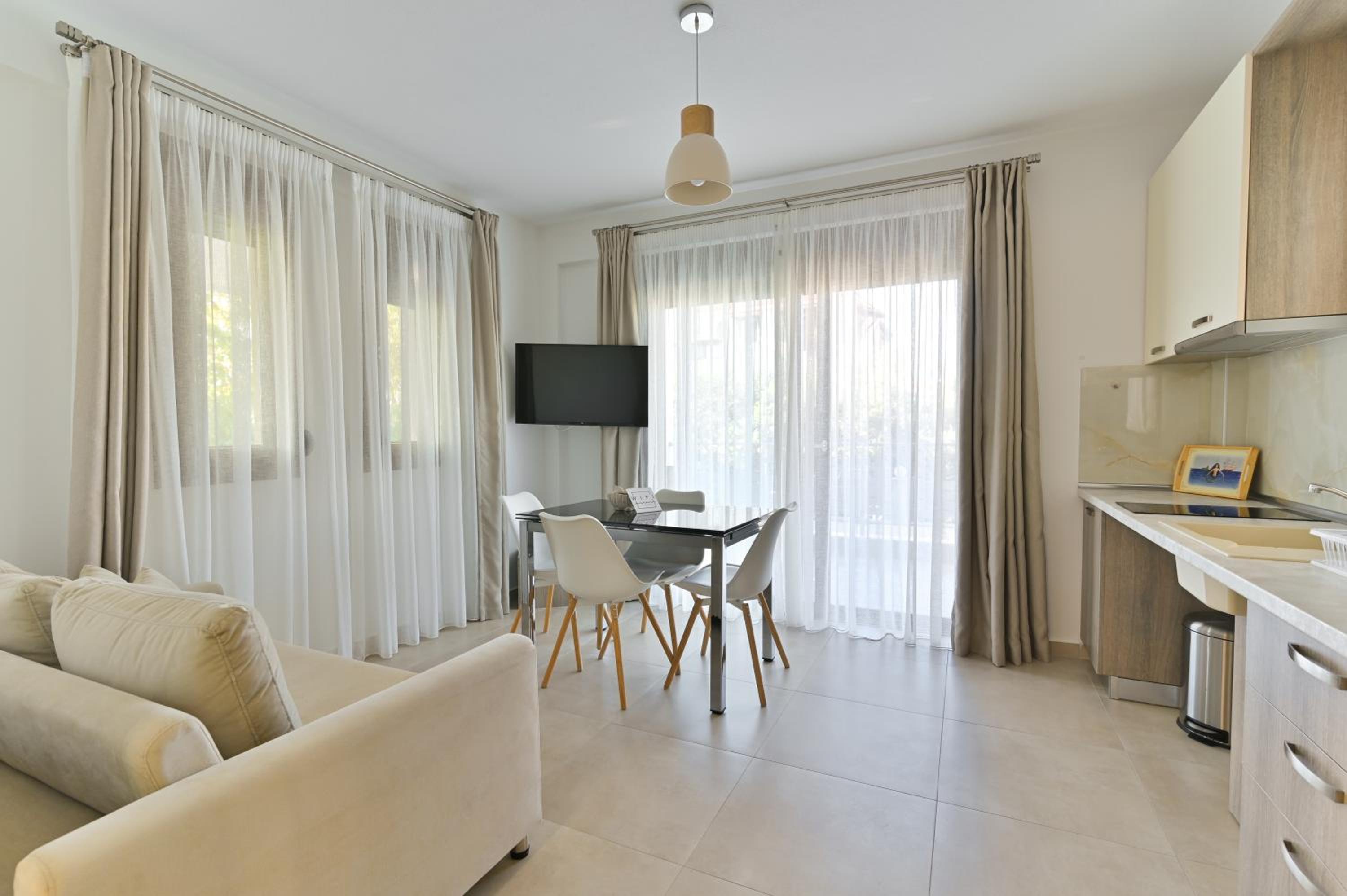 Kalli's Apartments view 2