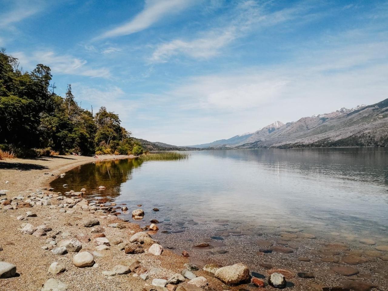 Cabaña en la costa del Lago Futalaufquen - Parque Nacional Los Alerces