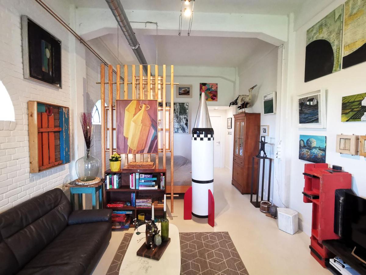 Studio Blank - Arthouse view 2